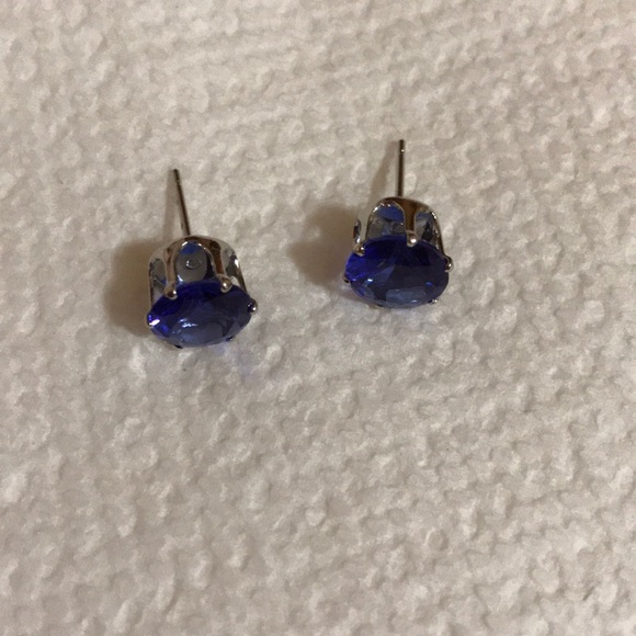 Gorgeous Tanzanite Earrings - Picture 2 of 3